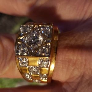 Gold Men's Ring